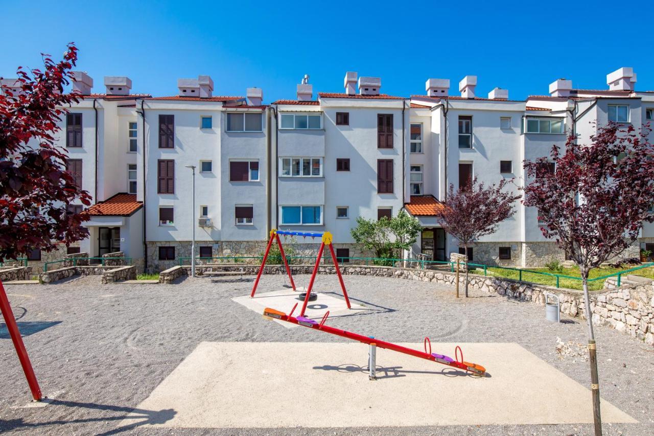 Apartment Kvarner View Kostrena Exterior foto